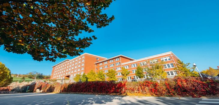 2024年重庆财经学院收费明细:一年15000元到35000元(供湖北考生参考)