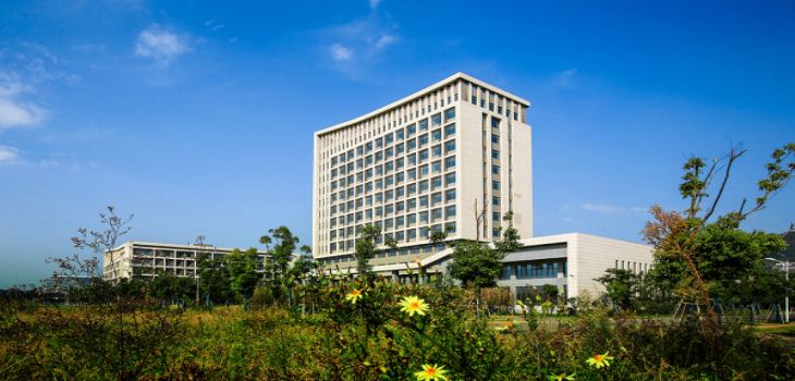 昆明医科大学在河北学费是多少?招生计划?录取分数线是多少?